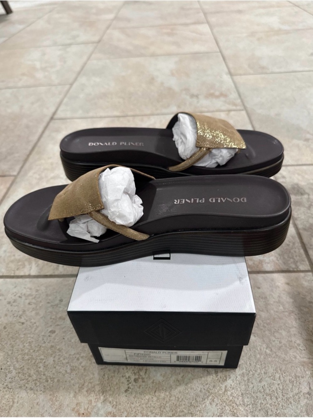 Donald Pliner Fiji Platform Slide Sandals Bronze Size 8 1/2 NEW - Picture 6 of 11